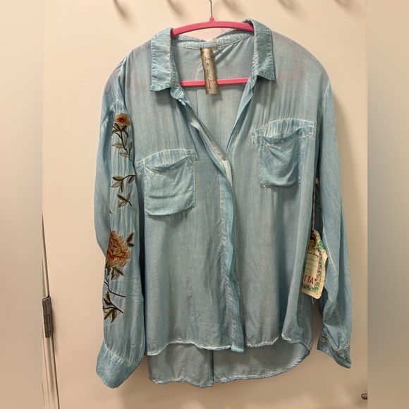 Aratta Silent Journey Floral Embroidered Button-Up Blouse Sky Blue Size M NWT - Picture 1 of 11